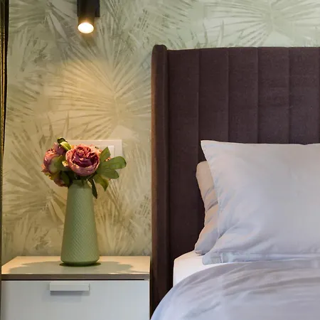 Luxury Joy In New - With Heated Pool Apartman