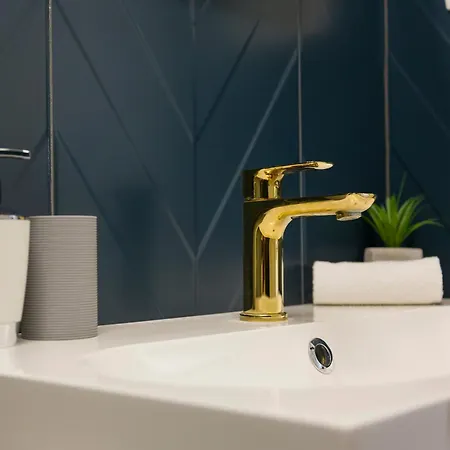 Apartman Luxury Joy In New - With Heated Pool Split