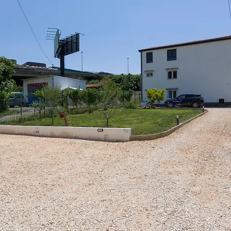 Apartman Luxury Joy In New - With Heated Pool *